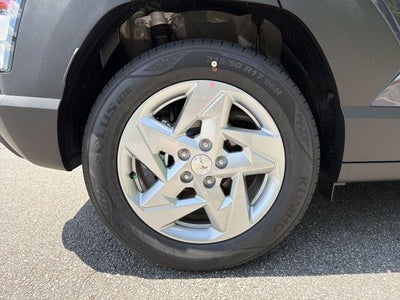 2026 Hyundai KONA SE FWD