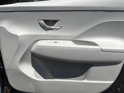 2026 Hyundai KONA SE FWD