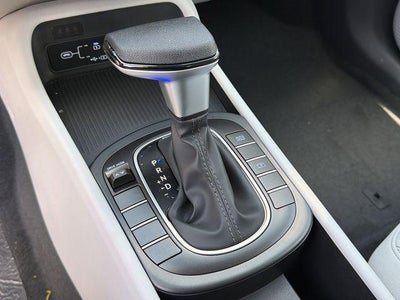 2026 Hyundai KONA SE FWD