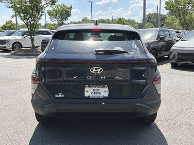 2026 Hyundai KONA SE FWD
