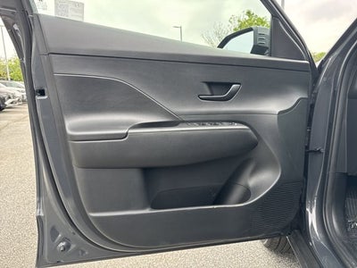 2024 Hyundai KONA SE