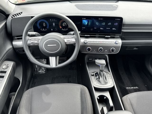 2024 Hyundai KONA SE