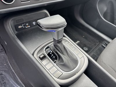 2024 Hyundai KONA SE