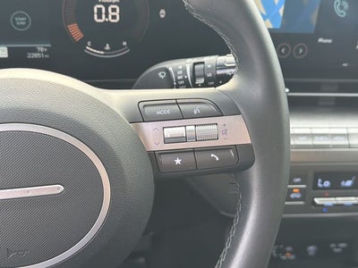 2025 Hyundai KONA SEL
