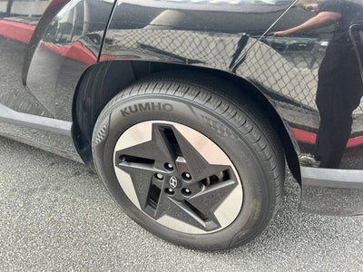2024 Hyundai KONA ELECTRIC SEL