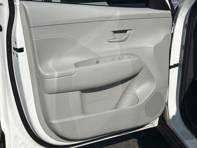 2025 Hyundai KONA SEL Convenience