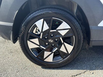 2025 Hyundai KONA SEL Convenience