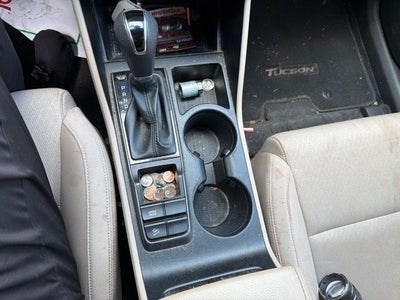 2016 Hyundai TUCSON SE