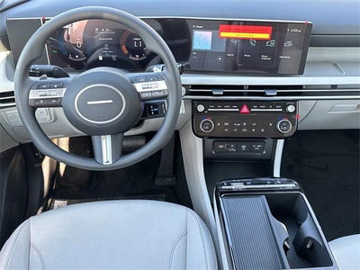 2026 Hyundai TUCSON HYBRID SEL AWD