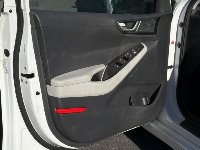 2021 Hyundai IONIQ HYBRID SE