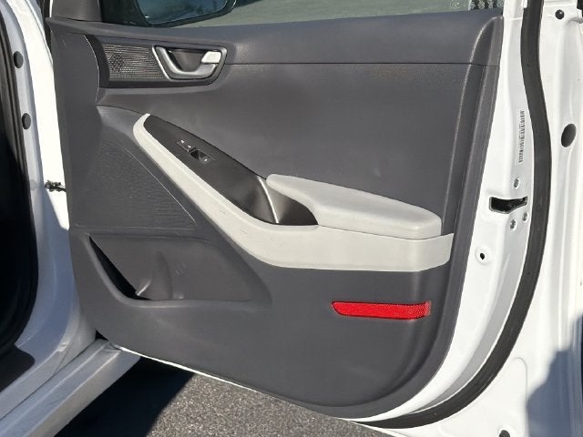 2021 Hyundai IONIQ HYBRID SE