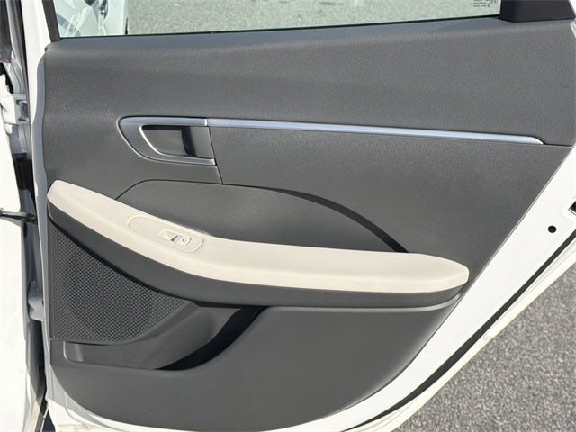 2025 Hyundai SONATA SE