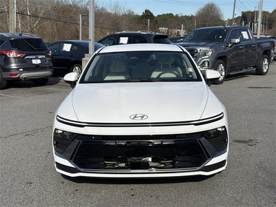 2025 Hyundai SONATA SE