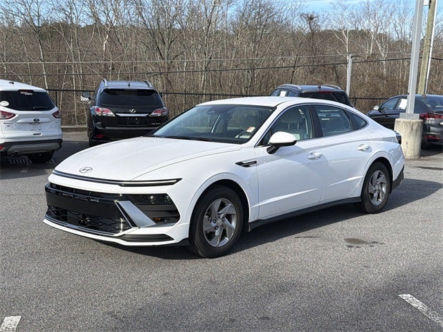 2025 Hyundai SONATA SE