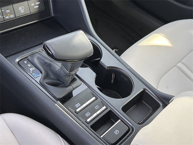 2025 Hyundai SONATA SE