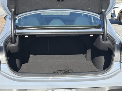 2025 Hyundai SONATA SE