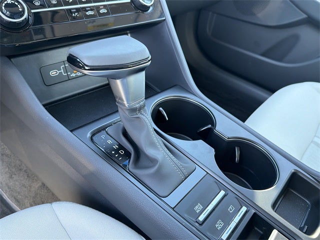 2025 Hyundai SONATA SE