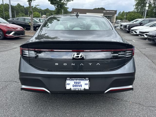 2026 Hyundai SONATA SE