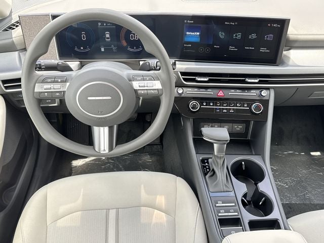 2025 Hyundai SONATA SE