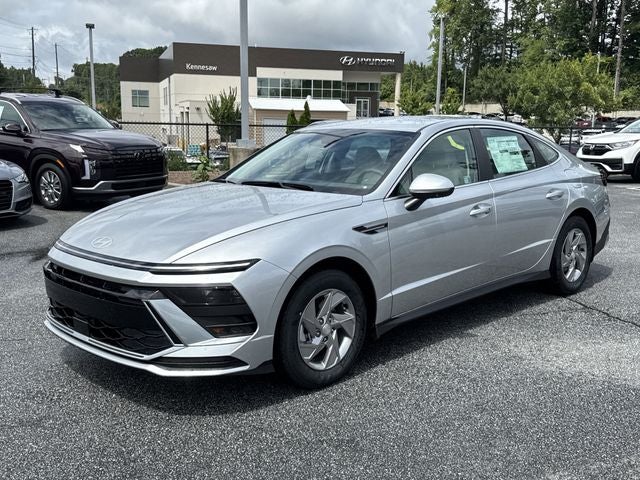 2025 Hyundai SONATA SE