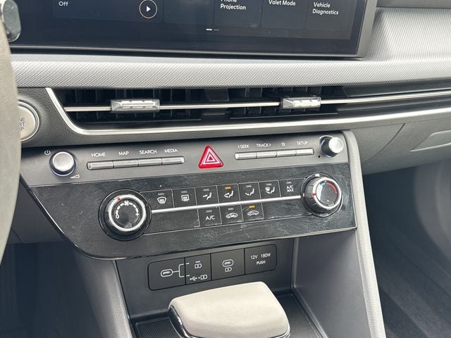 2025 Hyundai SONATA SE