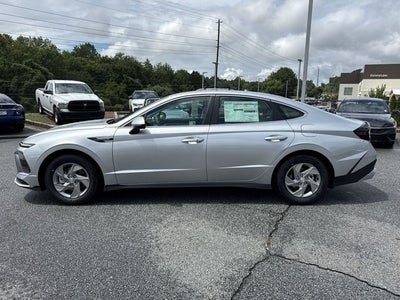 2025 Hyundai SONATA SE