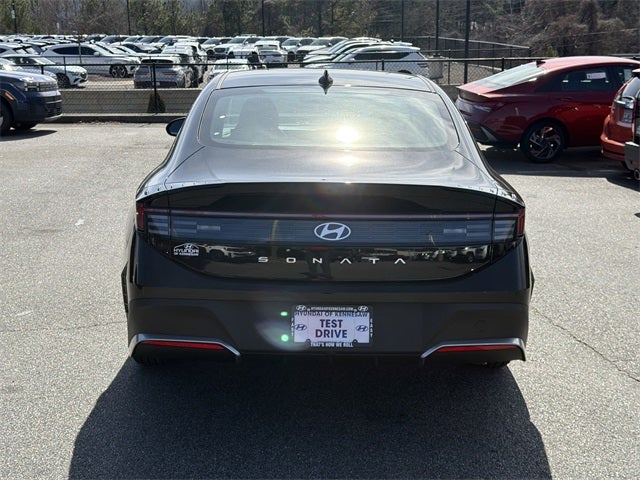 2026 Hyundai SONATA SE