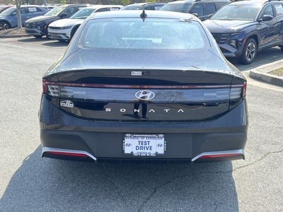 2026 Hyundai SONATA SE