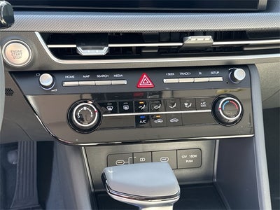 2025 Hyundai SONATA SE