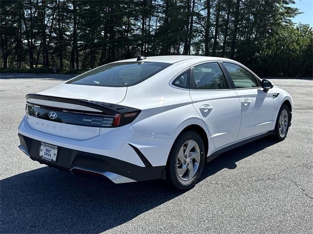 2025 Hyundai SONATA SE