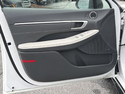 2022 Hyundai SONATA Limited
