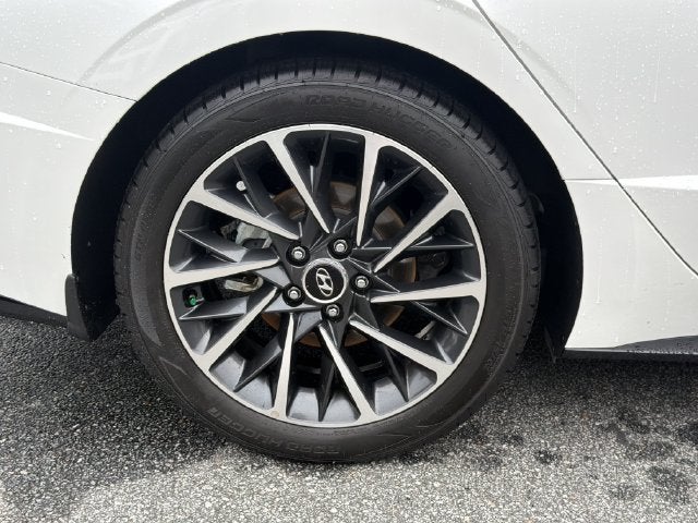 2022 Hyundai SONATA Limited
