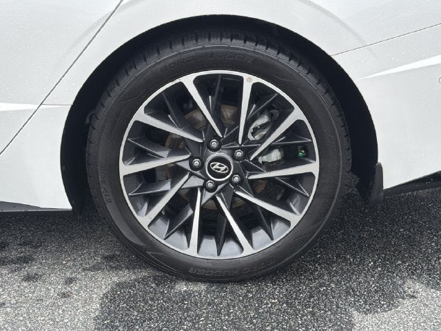 2022 Hyundai SONATA Limited