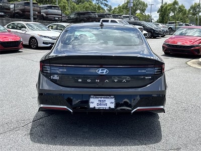2025 Hyundai SONATA HYBRID SEL
