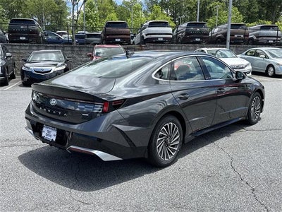 2025 Hyundai SONATA HYBRID SEL