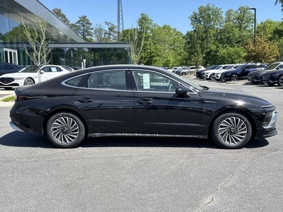 2026 Hyundai SONATA HYBRID SEL