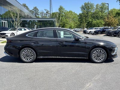 2026 Hyundai SONATA HYBRID SEL