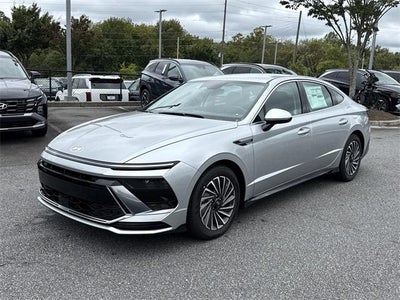 2025 Hyundai SONATA HYBRID SEL