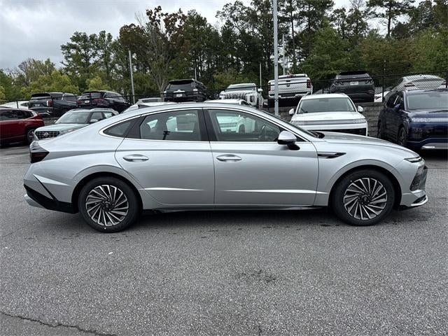 2025 Hyundai SONATA HYBRID SEL