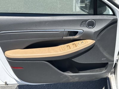 2021 Hyundai SONATA HYBRID Limited