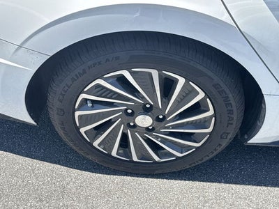 2021 Hyundai SONATA HYBRID Limited