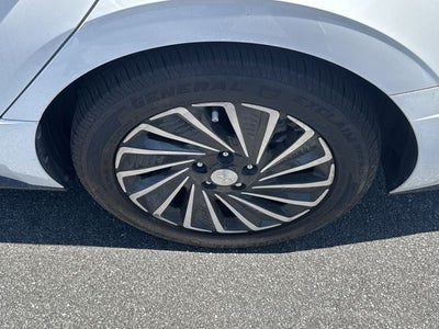 2021 Hyundai SONATA HYBRID Limited