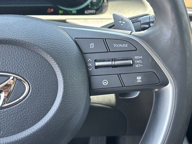2021 Hyundai SONATA HYBRID Limited