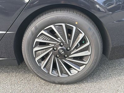 2026 Hyundai SONATA HYBRID Limited