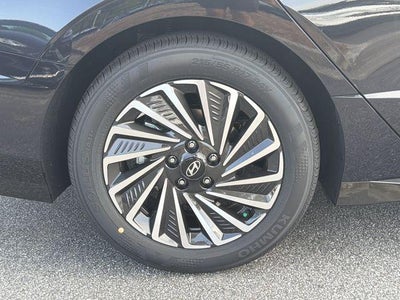 2026 Hyundai SONATA HYBRID Limited