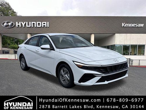 2026 Hyundai ELANTRA SE