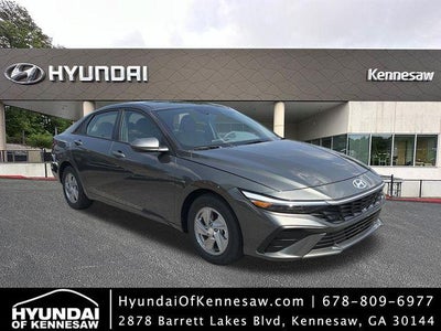 2026 Hyundai ELANTRA SE