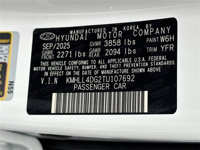 2026 Hyundai ELANTRA SE