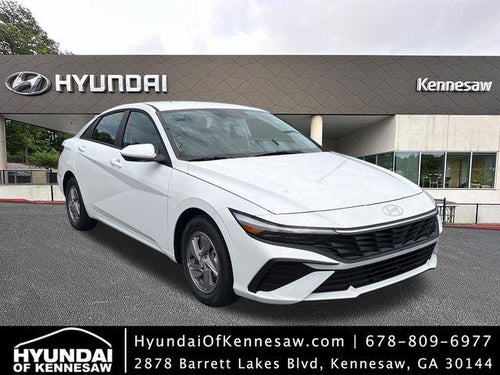 2026 Hyundai ELANTRA SE