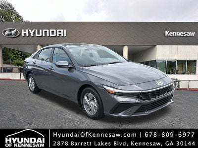 2026 Hyundai ELANTRA SE